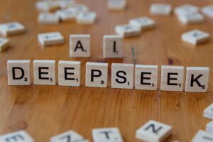 Read more about the article All-in-One AI Platform Explained: Core Features, Integrations, and Industry Applications for Maximum Performance